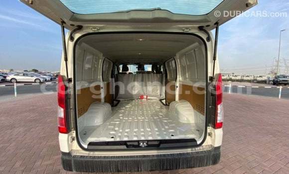 Buy Import Toyota Hiace White Car in Import - Dubai in Ashanti Buy Import Toyota Hiace White Car in Import - Dubai in Ashanti