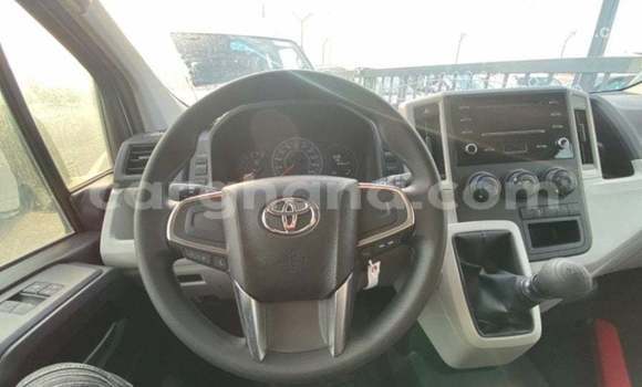 Buy Import Toyota Hiace White Car in Import - Dubai in Ashanti Buy Import Toyota Hiace White Car in Import - Dubai in Ashanti