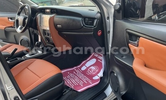 Sayi Na hannu Toyota Fortuner Sauran Mota in Accra a Greater Accra Sayi Na hannu Toyota Fortuner Sauran Mota in Accra a Greater Accra