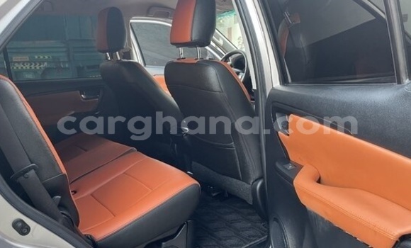 Sayi Na hannu Toyota Fortuner Sauran Mota in Accra a Greater Accra Sayi Na hannu Toyota Fortuner Sauran Mota in Accra a Greater Accra