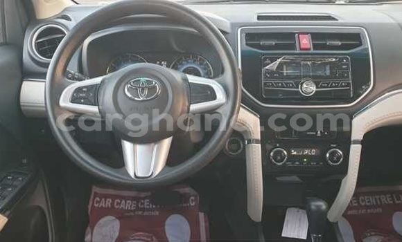 Sayi Na hannu Toyota Rush Red Mota in Accra a Greater Accra Sayi Na hannu Toyota Rush Red Mota in Accra a Greater Accra