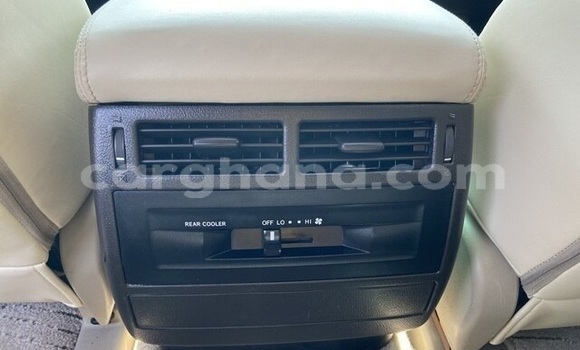 Ra Àlòkù Toyota Land Cruiser funfun Ọkọ̀ in Accra ni Greater Accra Ra Àlòkù Toyota Land Cruiser funfun Ọkọ̀ in Accra ni Greater Accra