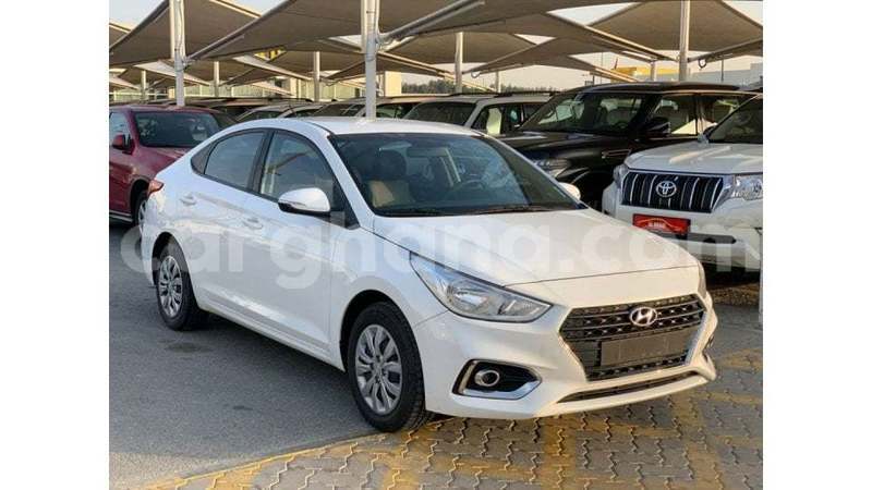 Big with watermark hyundai accent ashanti import dubai 53823