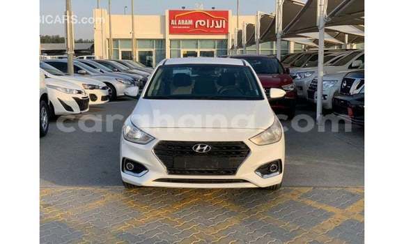 Ra Imported Hyundai Accent funfun Ọkọ̀ in Import - Dubai ni Ashanti Ra Imported Hyundai Accent funfun Ọkọ̀ in Import - Dubai ni Ashanti