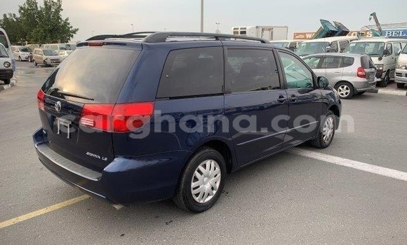 Buy Used Toyota Sienna Blue Car in Accra in Greater Accra Buy Used Toyota Sienna Blue Car in Accra in Greater Accra