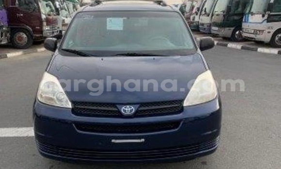 Buy Used Toyota Sienna Blue Car in Accra in Greater Accra Buy Used Toyota Sienna Blue Car in Accra in Greater Accra