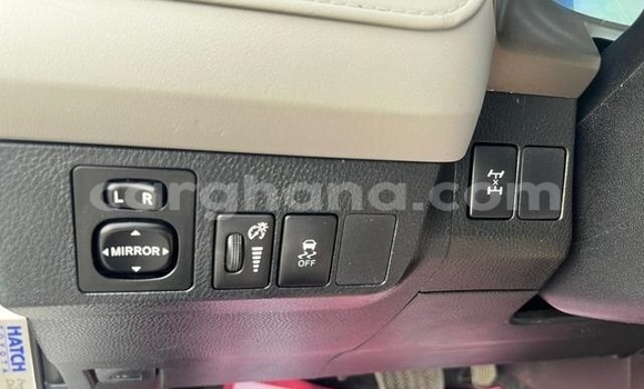 Buy Used Toyota RAV4 White Car in Accra in Greater Accra Buy Used Toyota RAV4 White Car in Accra in Greater Accra