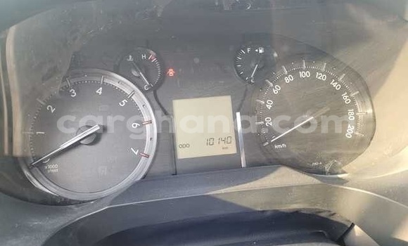 Ra Àlòkù Toyota Land Cruiser Prado funfun Ọkọ̀ in Accra ni Greater Accra Ra Àlòkù Toyota Land Cruiser Prado funfun Ọkọ̀ in Accra ni Greater Accra