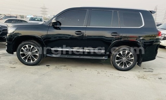 Buy Used Toyota Land Cruiser Black Car in Accra in Greater Accra Buy Used Toyota Land Cruiser Black Car in Accra in Greater Accra