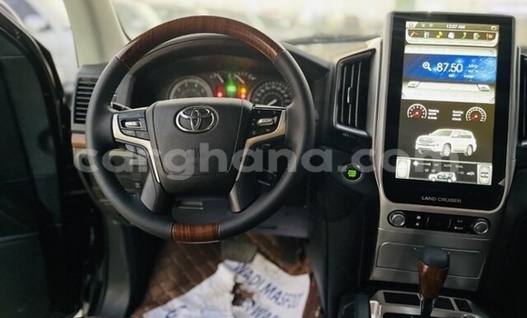 Buy Used Toyota Land Cruiser Black Car in Accra in Greater Accra Buy Used Toyota Land Cruiser Black Car in Accra in Greater Accra
