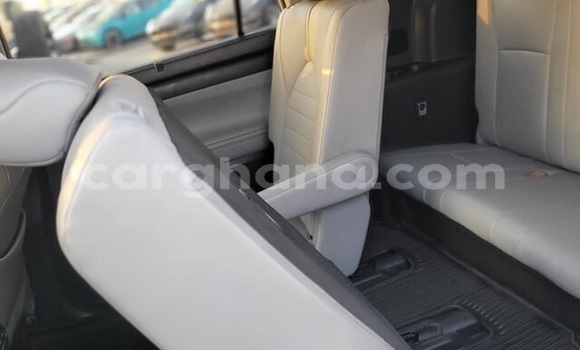 Sayi Na hannu Toyota Highlander Azurfa Mota in Accra a Greater Accra Sayi Na hannu Toyota Highlander Azurfa Mota in Accra a Greater Accra