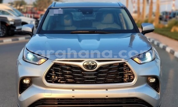 Sayi Na hannu Toyota Highlander Azurfa Mota in Accra a Greater Accra Sayi Na hannu Toyota Highlander Azurfa Mota in Accra a Greater Accra