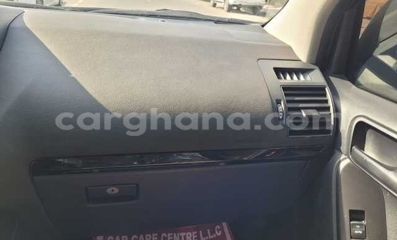 Sayi Na hannu Toyota Land Cruiser Prado White Mota in Accra a Greater Accra Sayi Na hannu Toyota Land Cruiser Prado White Mota in Accra a Greater Accra