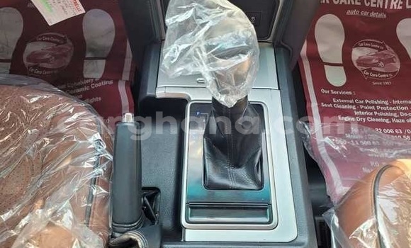 Sayi Na hannu Toyota Land Cruiser Prado White Mota in Accra a Greater Accra Sayi Na hannu Toyota Land Cruiser Prado White Mota in Accra a Greater Accra
