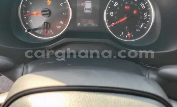 Sayi Na hannu Toyota RAV4 White Mota in Accra a Greater Accra Sayi Na hannu Toyota RAV4 White Mota in Accra a Greater Accra