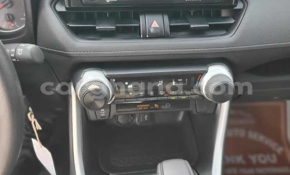 Sayi Na hannu Toyota RAV4 White Mota in Accra a Greater Accra Sayi Na hannu Toyota RAV4 White Mota in Accra a Greater Accra