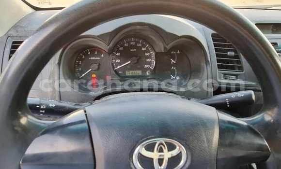 Sayi Na hannu Toyota Hilux White Mota in Accra a Greater Accra Sayi Na hannu Toyota Hilux White Mota in Accra a Greater Accra