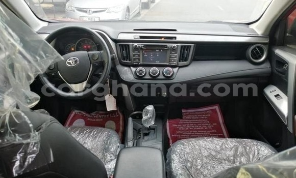 Sayi Na hannu Toyota RAV4 Red Mota in Accra a Greater Accra Sayi Na hannu Toyota RAV4 Red Mota in Accra a Greater Accra