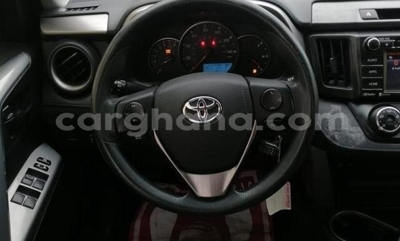 Sayi Na hannu Toyota RAV4 Red Mota in Accra a Greater Accra Sayi Na hannu Toyota RAV4 Red Mota in Accra a Greater Accra