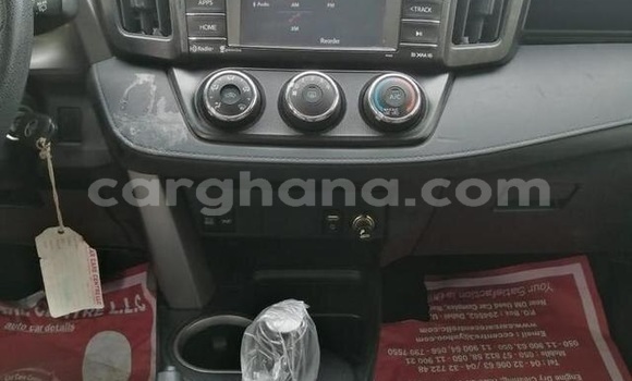 Sayi Na hannu Toyota RAV4 Red Mota in Accra a Greater Accra Sayi Na hannu Toyota RAV4 Red Mota in Accra a Greater Accra