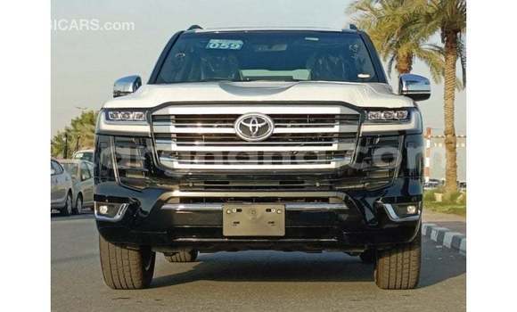 Buy Import Toyota Land Cruiser Black Car in Import - Dubai in Ashanti Buy Import Toyota Land Cruiser Black Car in Import - Dubai in Ashanti