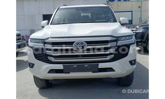 Buy Import Toyota Land Cruiser White Car in Import - Dubai in Ashanti Buy Import Toyota Land Cruiser White Car in Import - Dubai in Ashanti