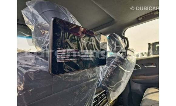 Buy Import Toyota Land Cruiser White Car in Import - Dubai in Ashanti Buy Import Toyota Land Cruiser White Car in Import - Dubai in Ashanti