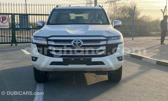 Buy Import Toyota Land Cruiser White Car in Import - Dubai in Ashanti Buy Import Toyota Land Cruiser White Car in Import - Dubai in Ashanti