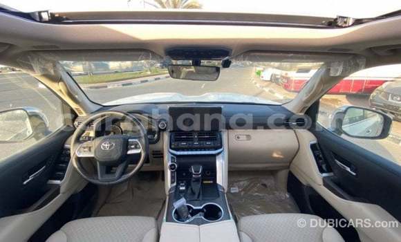 Buy Import Toyota Land Cruiser White Car in Import - Dubai in Ashanti Buy Import Toyota Land Cruiser White Car in Import - Dubai in Ashanti