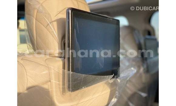 Buy Import Toyota Land Cruiser White Car in Import - Dubai in Ashanti Buy Import Toyota Land Cruiser White Car in Import - Dubai in Ashanti