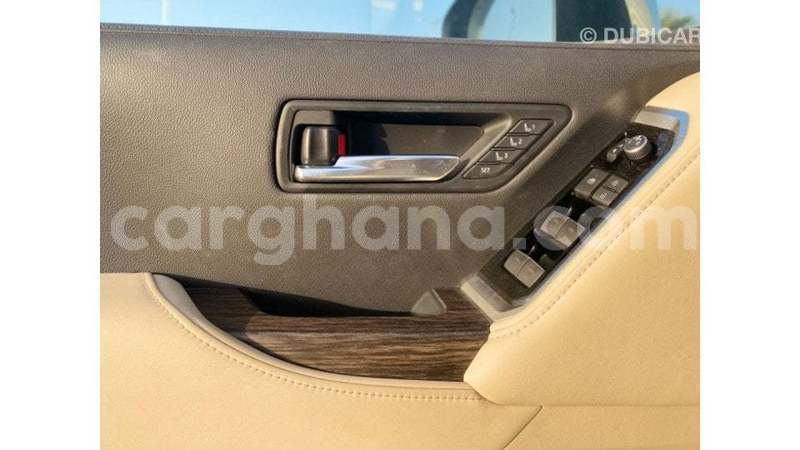 Big with watermark toyota land cruiser ashanti import dubai 53847