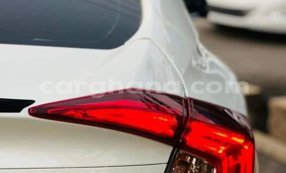 Buy Used Honda Civic Type R White Car in Takoradi in Western Buy Used Honda Civic Type R White Car in Takoradi in Western