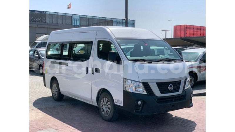 Big with watermark nissan urvan ashanti import dubai 53857