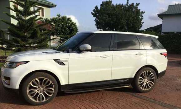 Buy Used Land Rover Range Rover White Car in Accra in Greater Accra