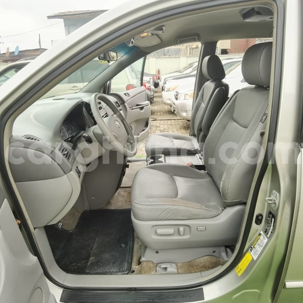 Big with watermark toyota sienna western takoradi 53858