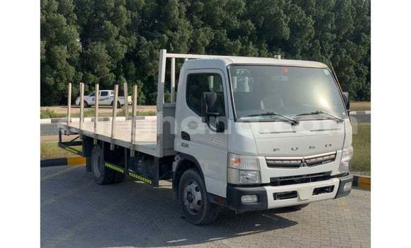 Ra Imported Mitsubishi Carisma funfun Ọkọ̀ in Import - Dubai ni Ashanti Ra Imported Mitsubishi Carisma funfun Ọkọ̀ in Import - Dubai ni Ashanti