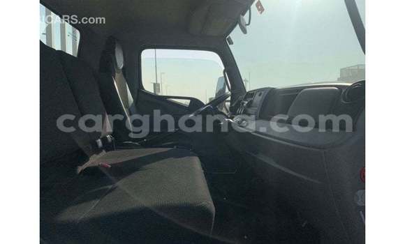 Ra Imported Mitsubishi Carisma funfun Ọkọ̀ in Import - Dubai ni Ashanti Ra Imported Mitsubishi Carisma funfun Ọkọ̀ in Import - Dubai ni Ashanti