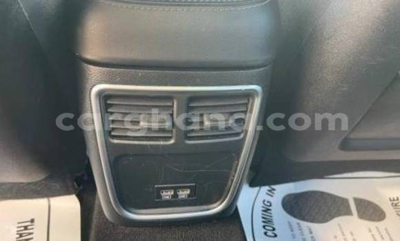 Sayi Na hannu Dodge Charger White Mota in Accra a Greater Accra Sayi Na hannu Dodge Charger White Mota in Accra a Greater Accra