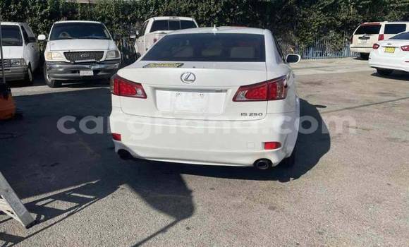 Sayi Na hannu Lexus IS White Mota in Accra a Greater Accra Sayi Na hannu Lexus IS White Mota in Accra a Greater Accra