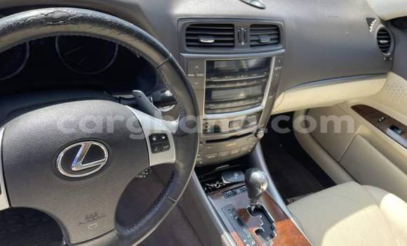 Sayi Na hannu Lexus IS White Mota in Accra a Greater Accra Sayi Na hannu Lexus IS White Mota in Accra a Greater Accra