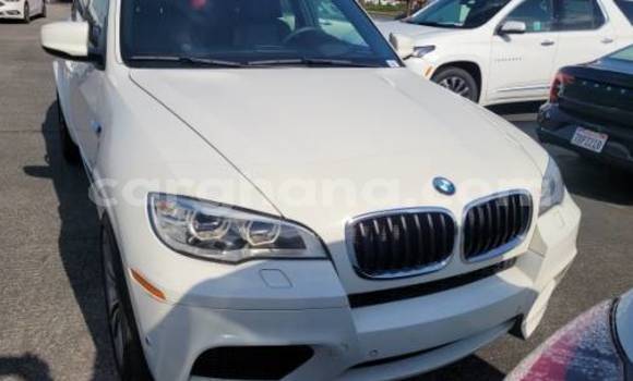 Sayi Na hannu BMW X5 M White Mota in Accra a Greater Accra Sayi Na hannu BMW X5 M White Mota in Accra a Greater Accra