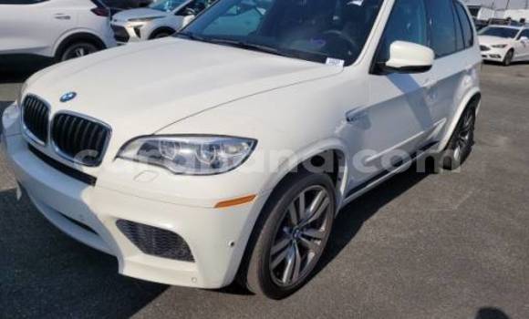 Sayi Na hannu BMW X5 M White Mota in Accra a Greater Accra Sayi Na hannu BMW X5 M White Mota in Accra a Greater Accra