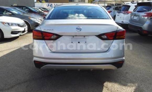 Buy Used Nissan Altima Silver Car in Accra in Greater Accra Buy Used Nissan Altima Silver Car in Accra in Greater Accra