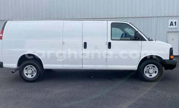 Sayi Na hannu Chevrolet Express White Mota in Accra a Greater Accra Sayi Na hannu Chevrolet Express White Mota in Accra a Greater Accra