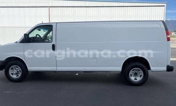 Sayi Na hannu Chevrolet Express White Mota in Accra a Greater Accra Sayi Na hannu Chevrolet Express White Mota in Accra a Greater Accra