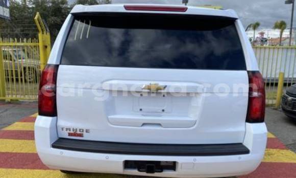 Sayi Na hannu Chevrolet Tahoe White Mota in Accra a Greater Accra Sayi Na hannu Chevrolet Tahoe White Mota in Accra a Greater Accra