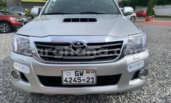 Ra Àlòkù Toyota Hilux Miiran Ọkọ̀ in Accra ni Greater Accra Ra Àlòkù Toyota Hilux Miiran Ọkọ̀ in Accra ni Greater Accra