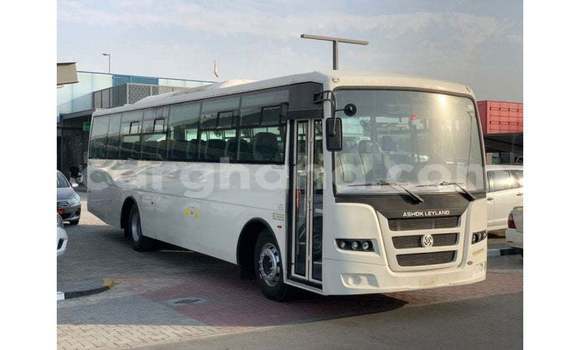 Ra Imported Ashok Leyland PICK UP CARGO funfun Ọkọ̀ in Import - Dubai ni Ashanti Ra Imported Ashok Leyland PICK UP CARGO funfun Ọkọ̀ in Import - Dubai ni Ashanti