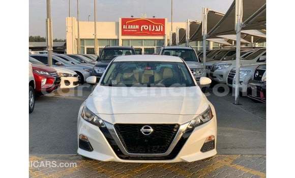 Ra Imported Nissan Altima funfun Ọkọ̀ in Import - Dubai ni Ashanti Ra Imported Nissan Altima funfun Ọkọ̀ in Import - Dubai ni Ashanti