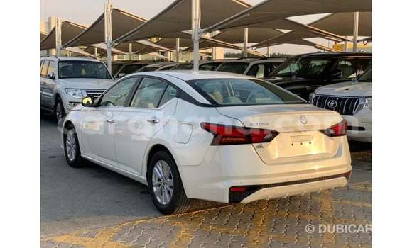 Ra Imported Nissan Altima funfun Ọkọ̀ in Import - Dubai ni Ashanti Ra Imported Nissan Altima funfun Ọkọ̀ in Import - Dubai ni Ashanti